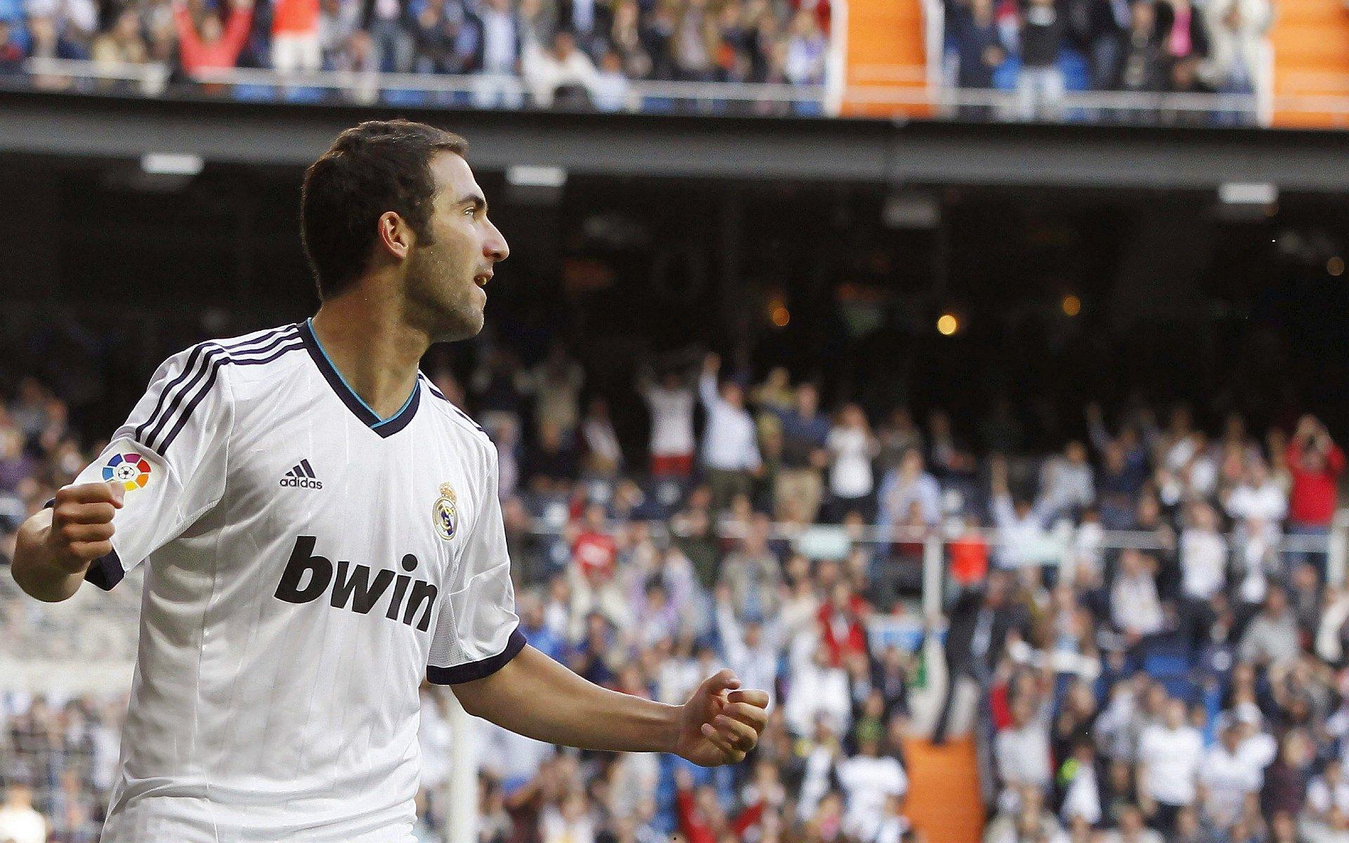 再见欧文！再见独行侠！浓眉哥交易筹码曝光，网友，血亏